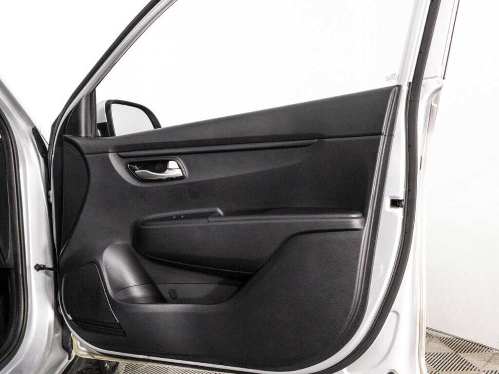 Kia Rio с пробегом — 2020 год. Фото: #24