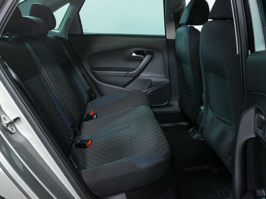 Volkswagen Polo с пробегом — 2019 год. Фото: #9