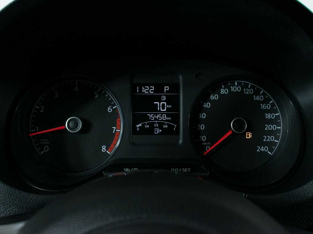 Volkswagen Polo с пробегом — 2019 год. Фото: #10