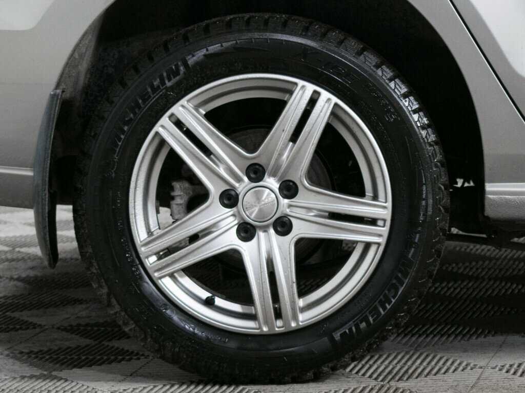 Volkswagen Polo с пробегом — 2019 год. Фото: #14