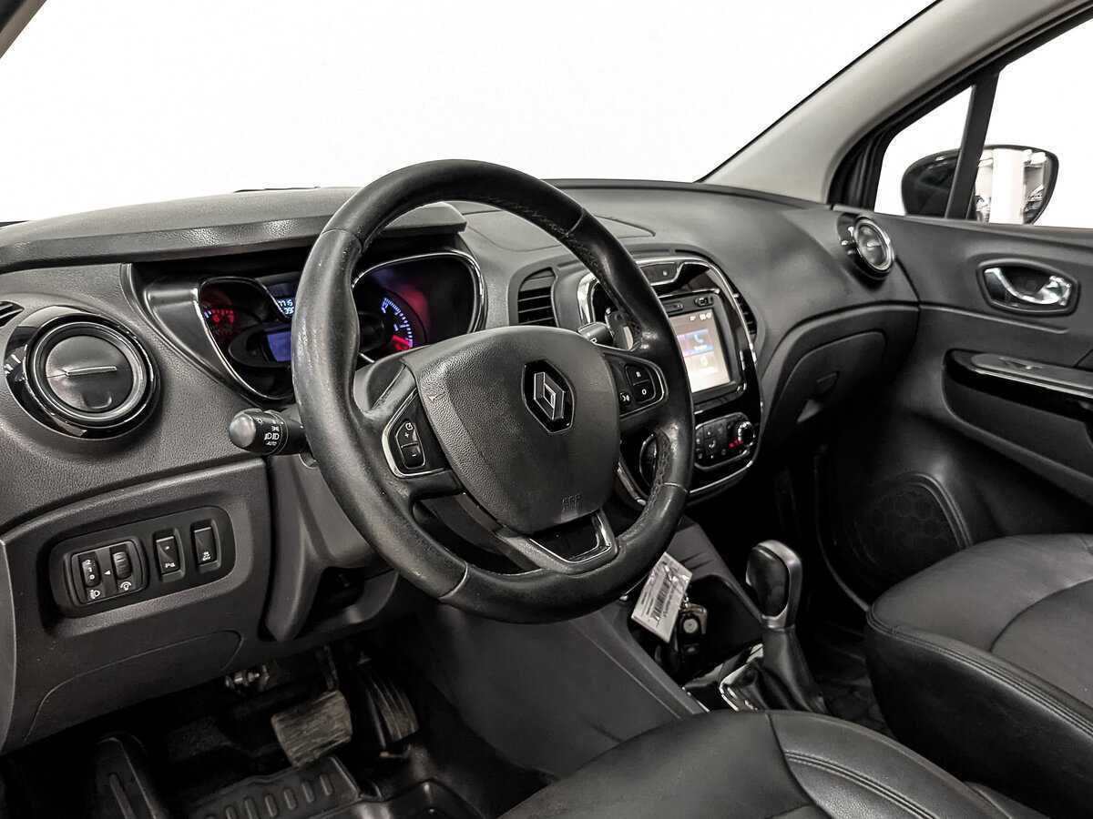 Renault Kaptur с пробегом — 2017 год. Фото: #12