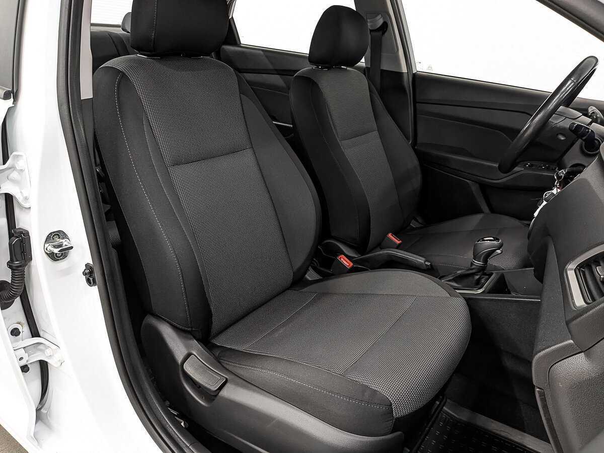 Hyundai Solaris с пробегом — 2017 год. Фото: #22