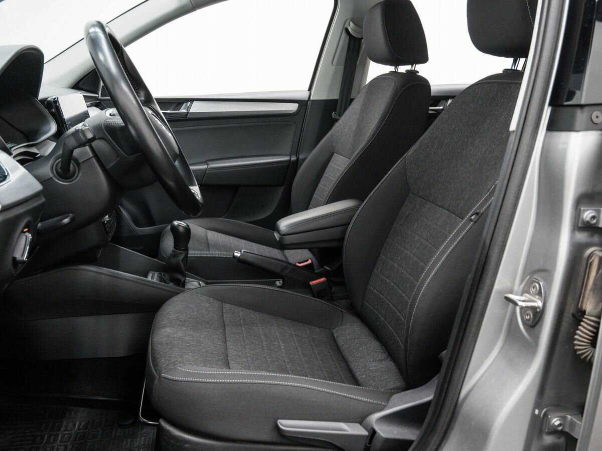 Skoda Rapid с пробегом — 2020 год. Фото: #13