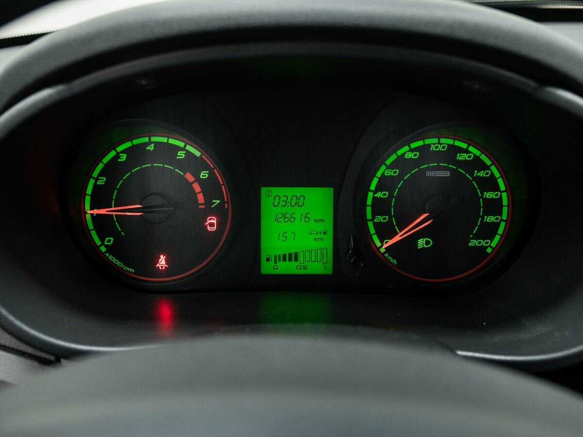 Lada (ВАЗ) Kalina с пробегом — 2013 год. Фото: #18