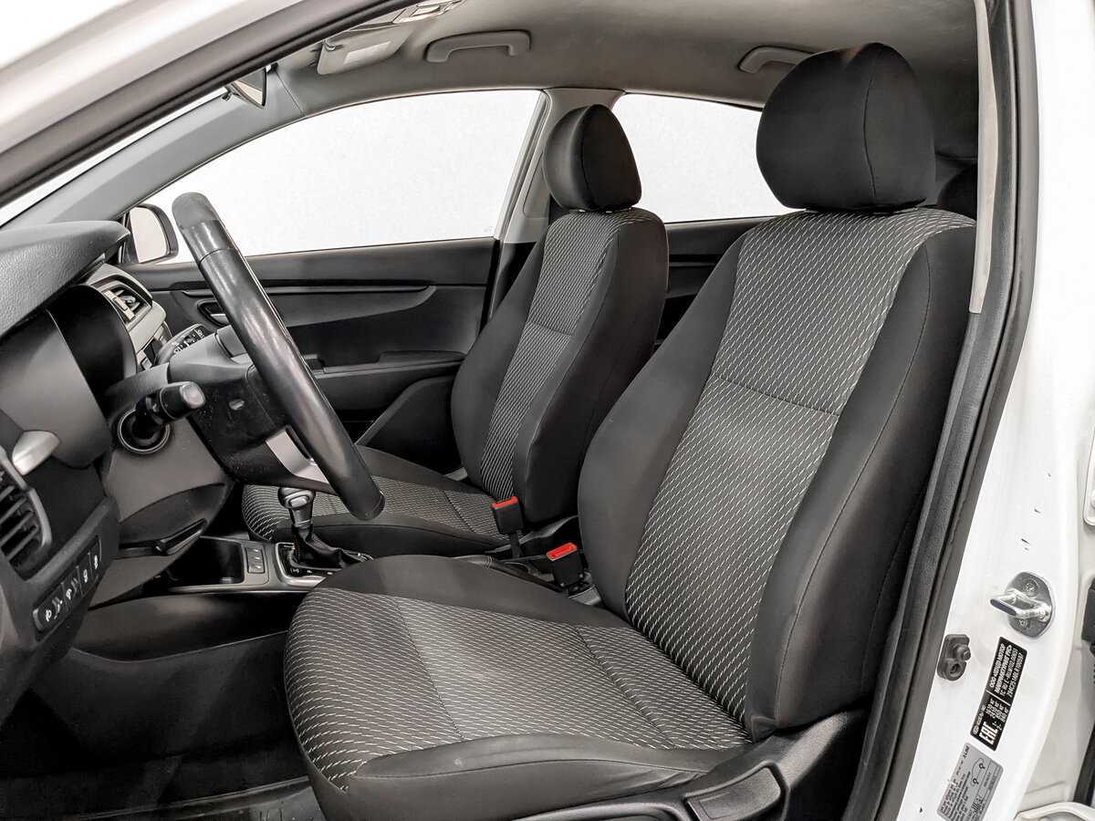 Kia Rio с пробегом — 2020 год. Фото: #18