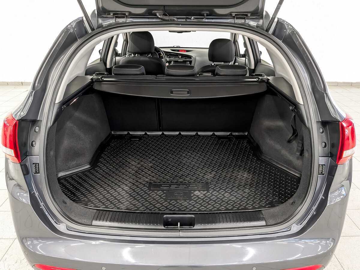 Kia Ceed с пробегом — 2018 год. Фото: #9