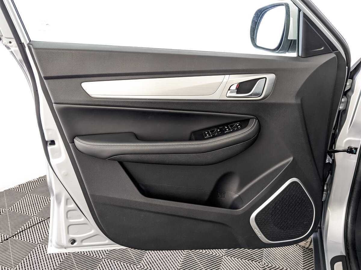 Geely Emgrand X7 с пробегом — 2020 год. Фото: #18