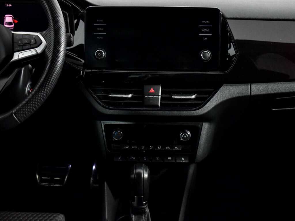 Volkswagen Polo с пробегом — 2021 год. Фото: #13