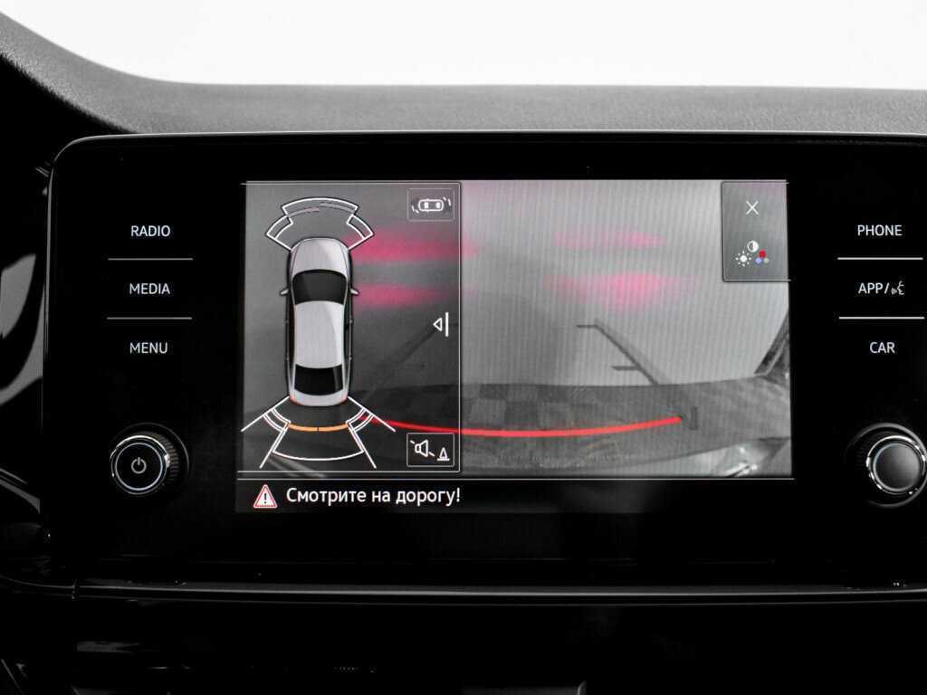 Volkswagen Polo с пробегом — 2021 год. Фото: #18