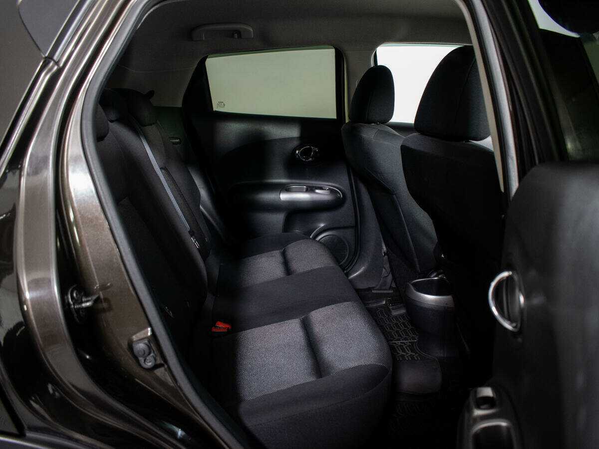 Nissan Juke с пробегом — 2012 год. Фото: #7