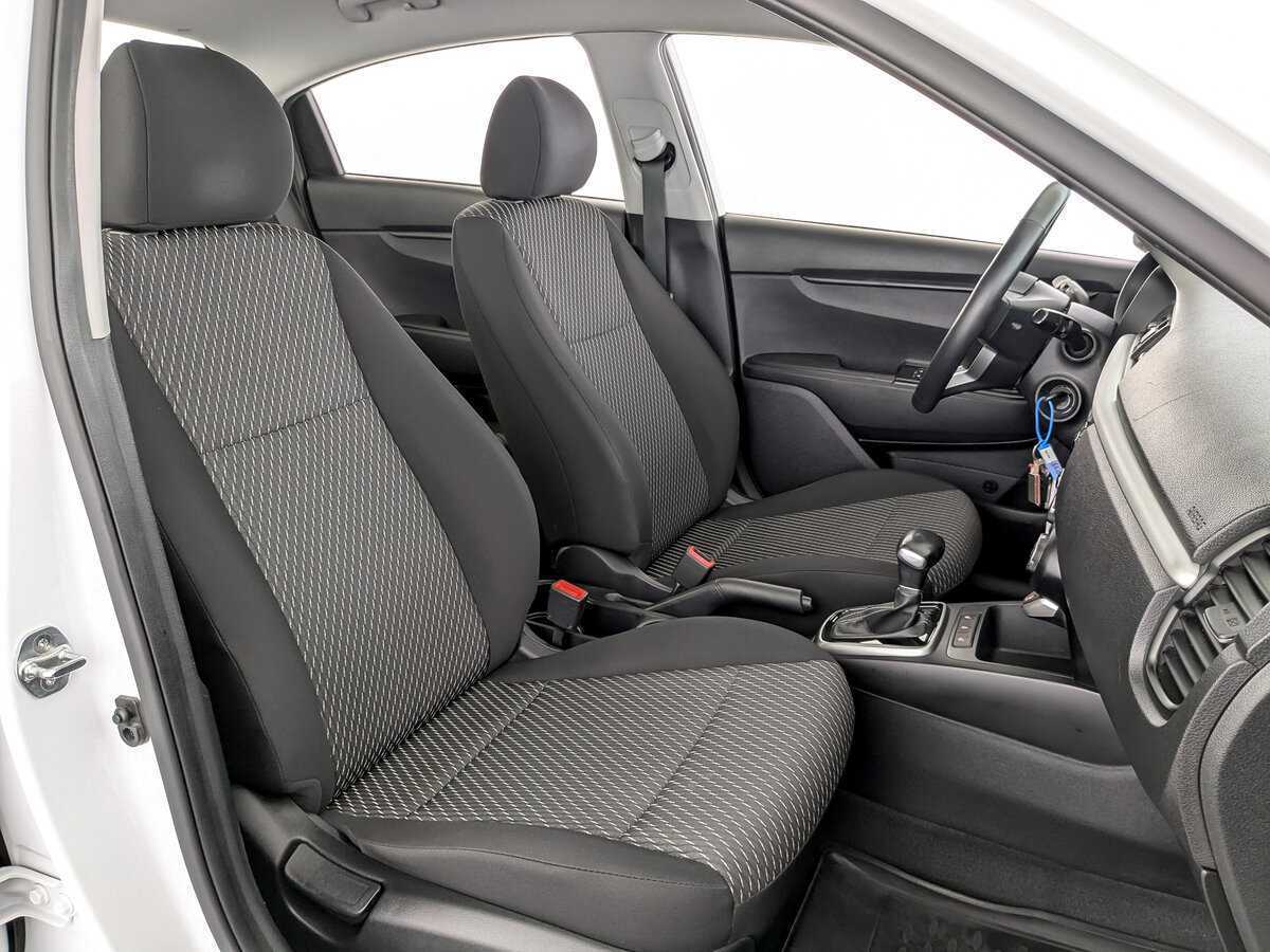 Kia Rio с пробегом — 2019 год. Фото: #21