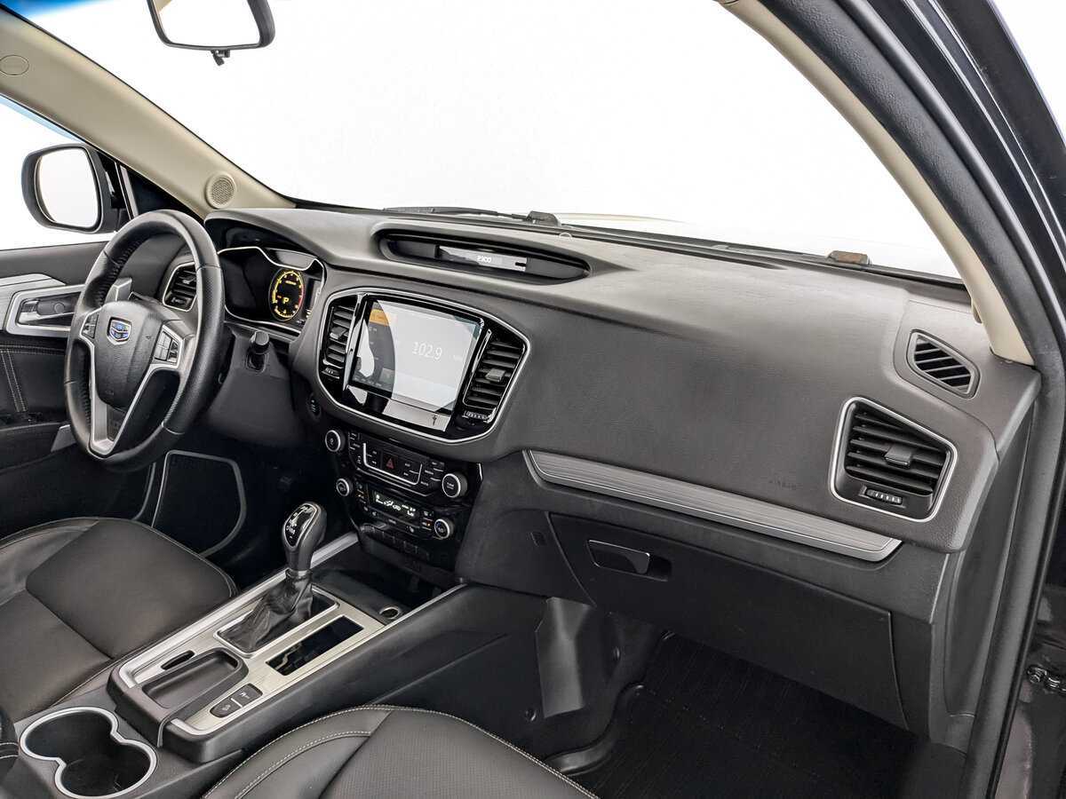 Geely Emgrand X7 с пробегом — 2018 год. Фото: #10