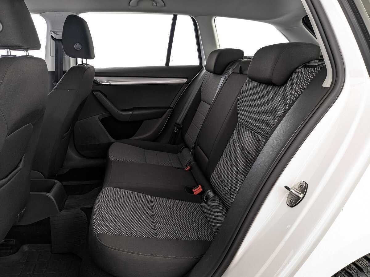 Skoda Octavia с пробегом — 2016 год. Фото: #17