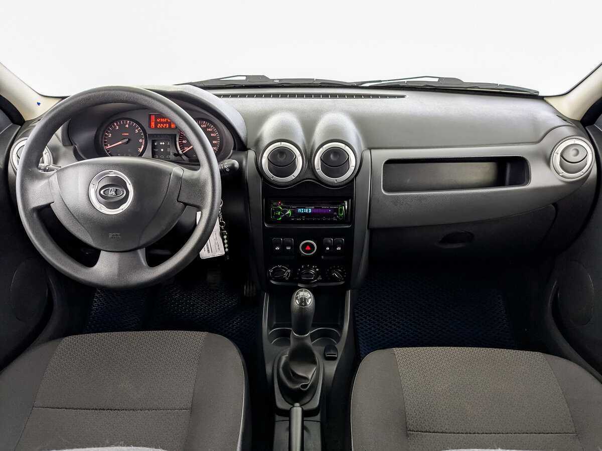 Lada (ВАЗ) Largus с пробегом — 2013 год. Фото: #13