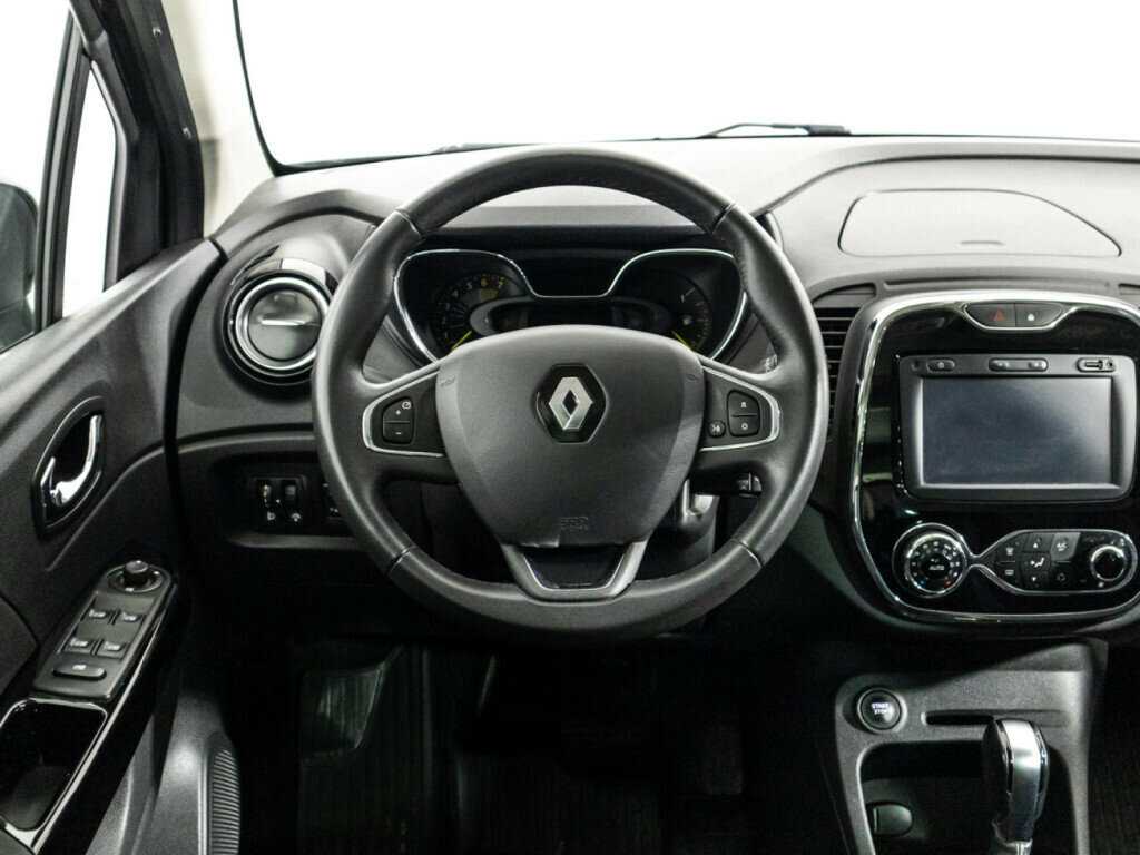Renault Kaptur с пробегом — 2016 год. Фото: #18