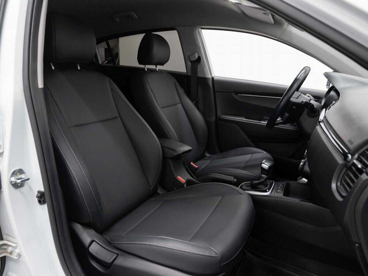 Kia Rio с пробегом — 2020 год. Фото: #9