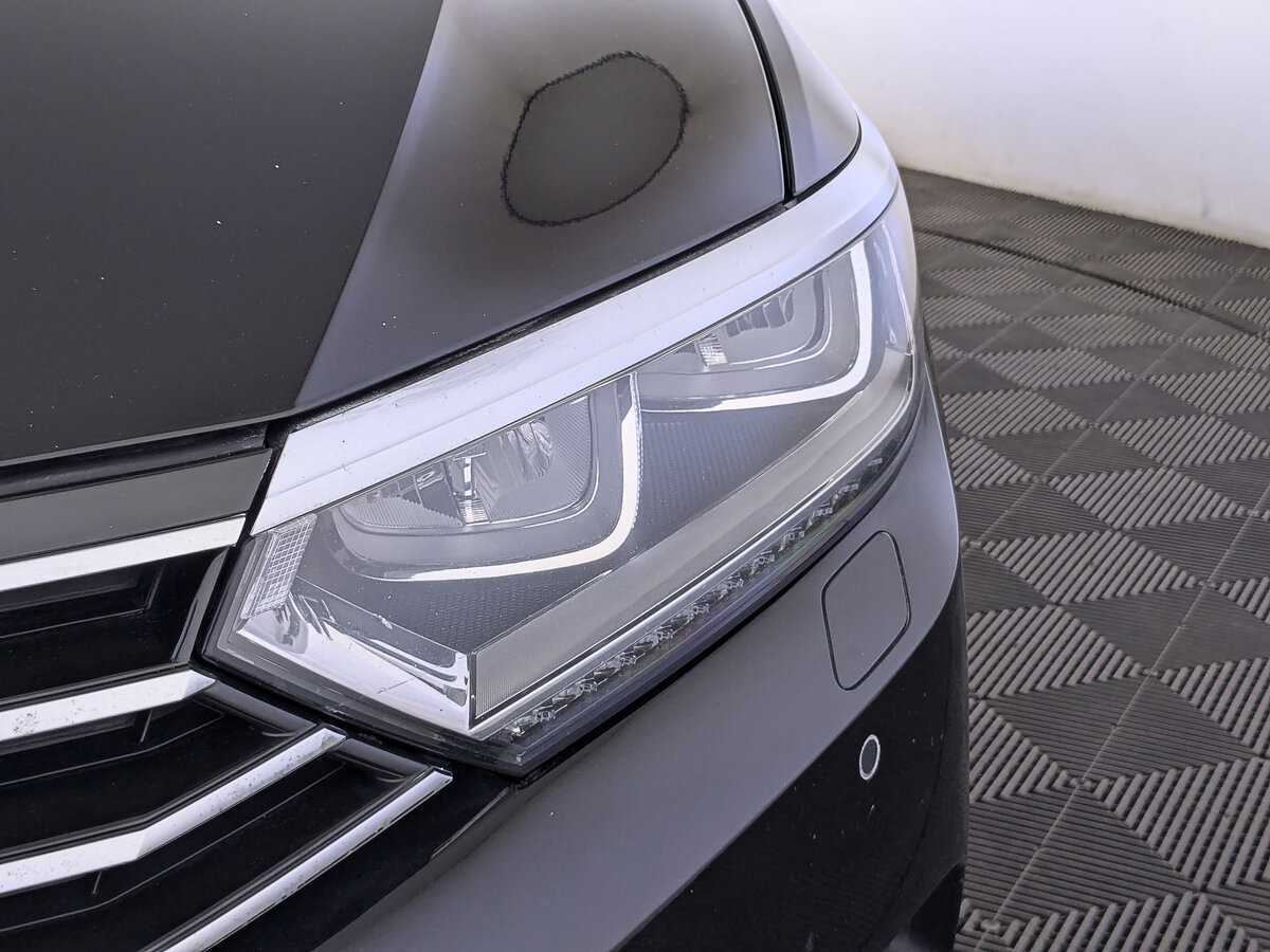 Volkswagen Passat с пробегом — 2016 год. Фото: #16