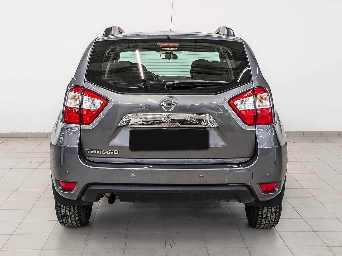 Nissan Terrano с пробегом — 2015 год. Фото: #5