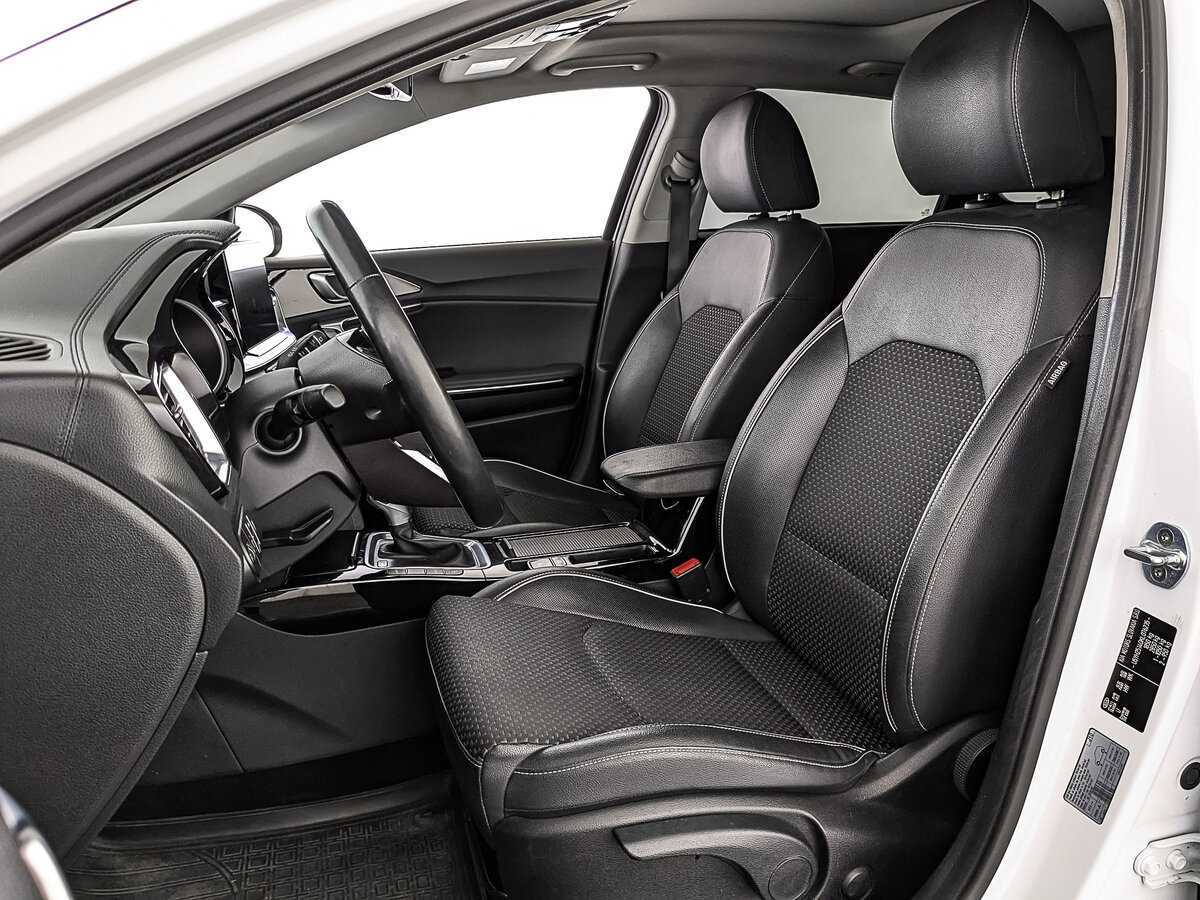 Kia Ceed с пробегом — 2019 год. Фото: #19