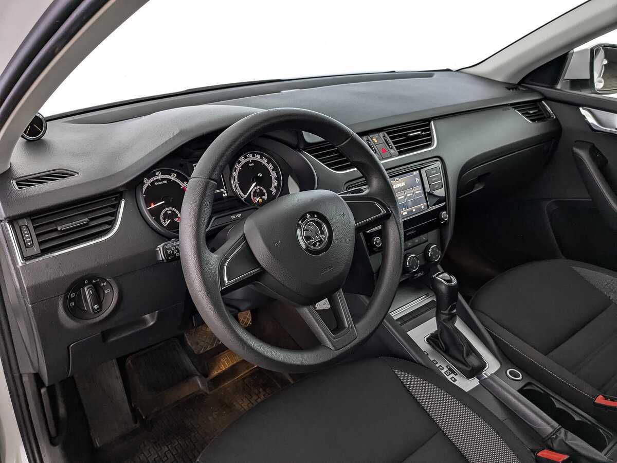 Skoda Octavia с пробегом — 2019 год. Фото: #14