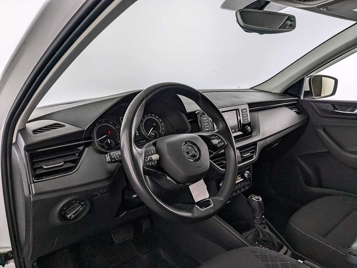 Skoda Rapid с пробегом — 2020 год. Фото: #14