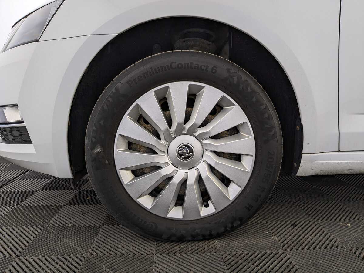 Skoda Octavia с пробегом — 2017 год. Фото: #16