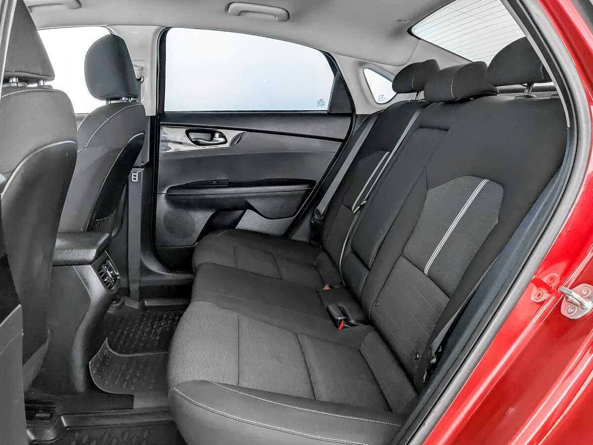 Kia Cerato с пробегом — 2020 год. Фото: #11