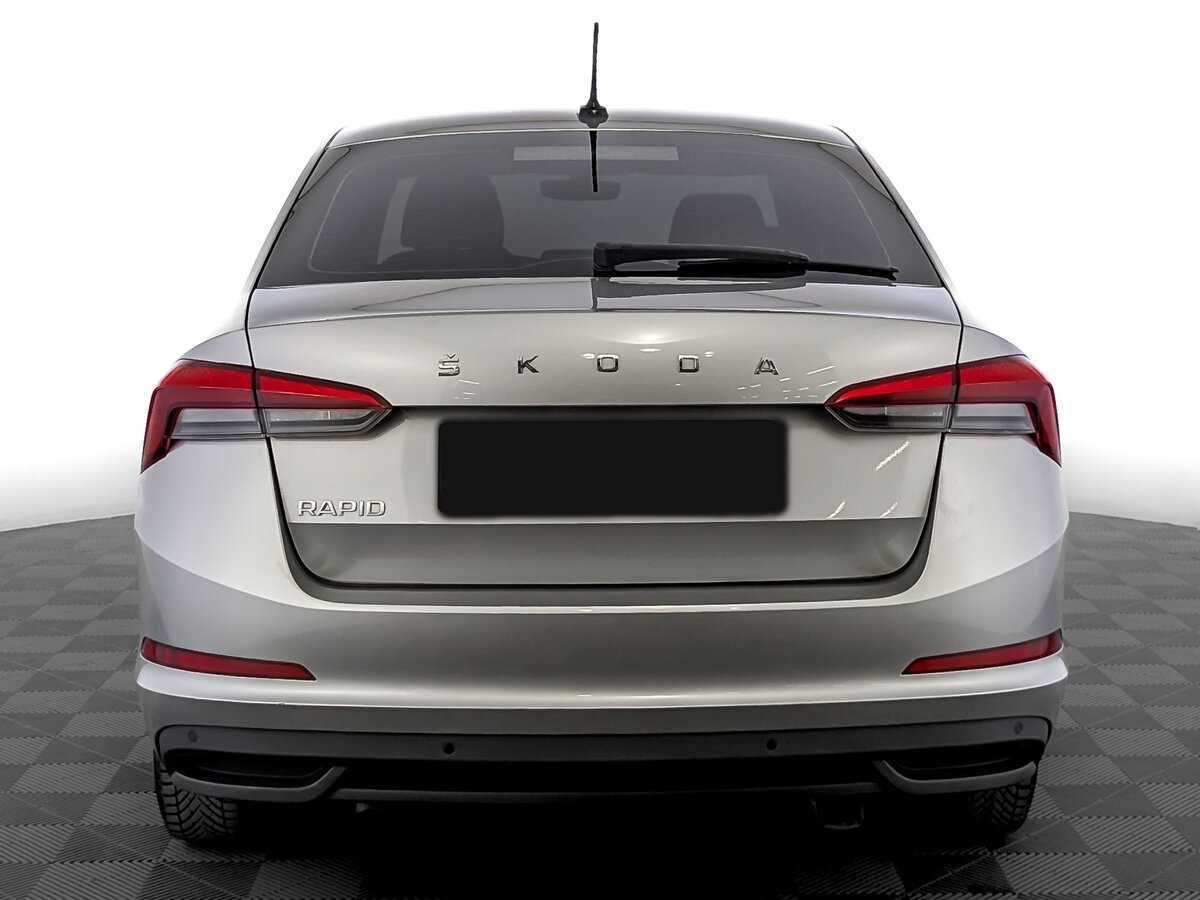 Skoda Rapid с пробегом — 2021 год. Фото: #5