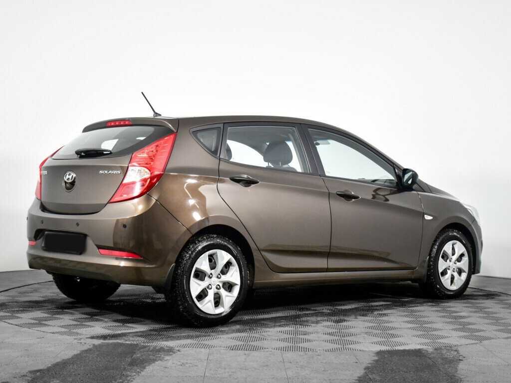 Hyundai Solaris с пробегом — 2015 год. Фото: #4