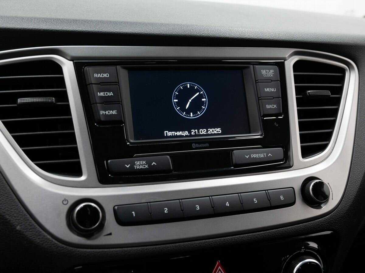 Hyundai Solaris с пробегом — 2019 год. Фото: #18