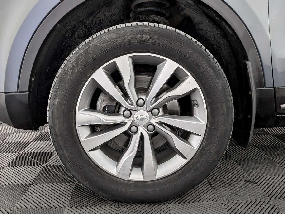 Geely Atlas с пробегом — 2019 год. Фото: #17