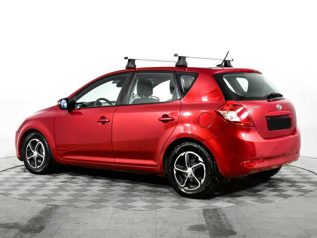 Kia Ceed с пробегом — 2012 год. Фото: #6