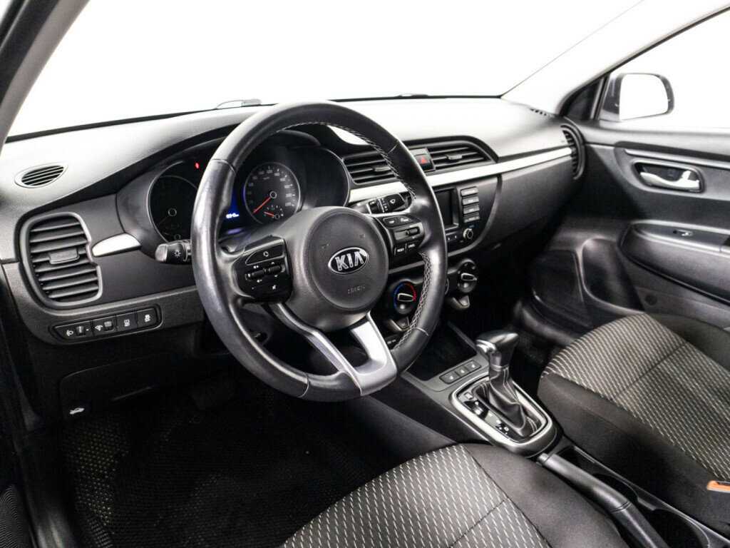 Kia Rio с пробегом — 2020 год. Фото: #11