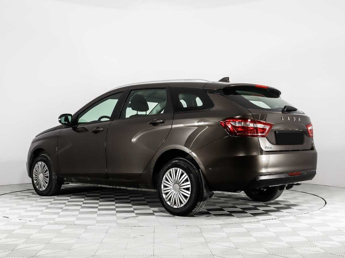 Lada (ВАЗ) Vesta с пробегом — 2019 год. Фото: #6