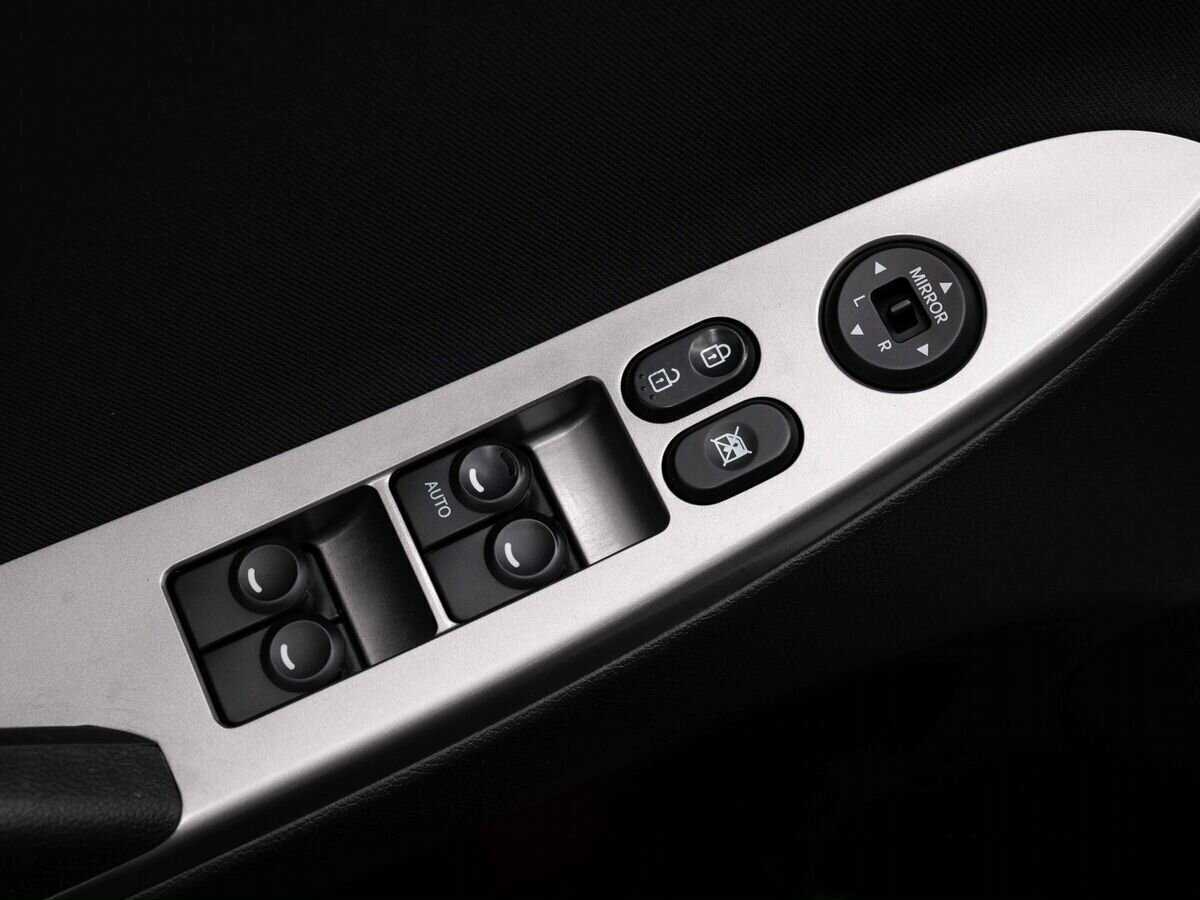 Hyundai Solaris с пробегом — 2016 год. Фото: #18