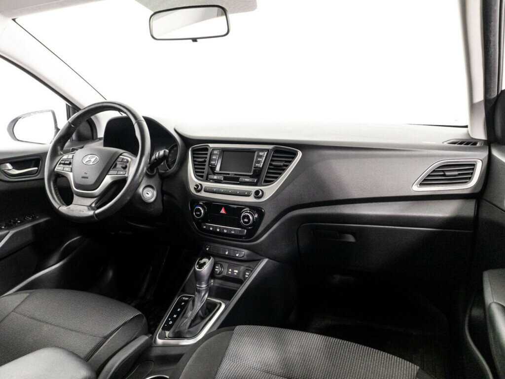 Hyundai Solaris с пробегом — 2017 год. Фото: #8