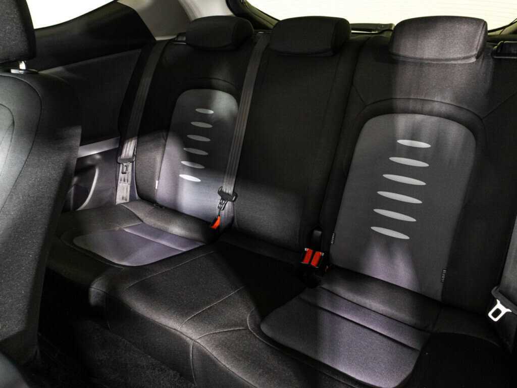 Kia Ceed с пробегом — 2013 год. Фото: #9