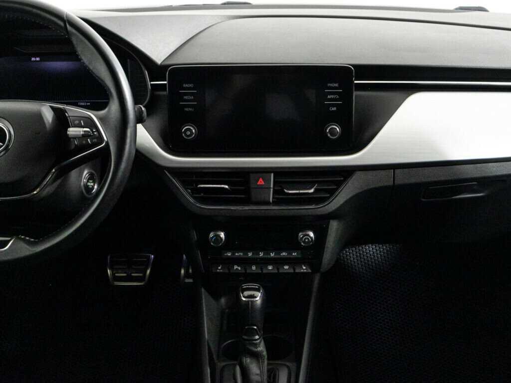 Skoda Rapid с пробегом — 2021 год. Фото: #13