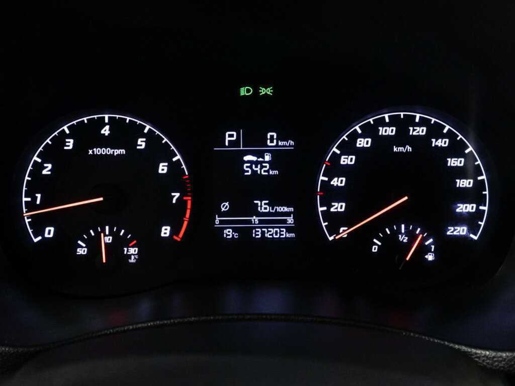 Hyundai Solaris с пробегом — 2020 год. Фото: #11