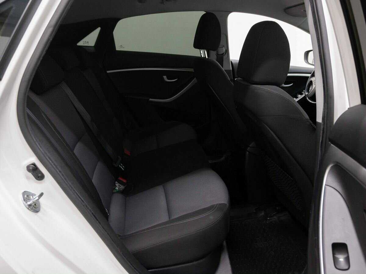 Hyundai i30 с пробегом — 2013 год. Фото: #9