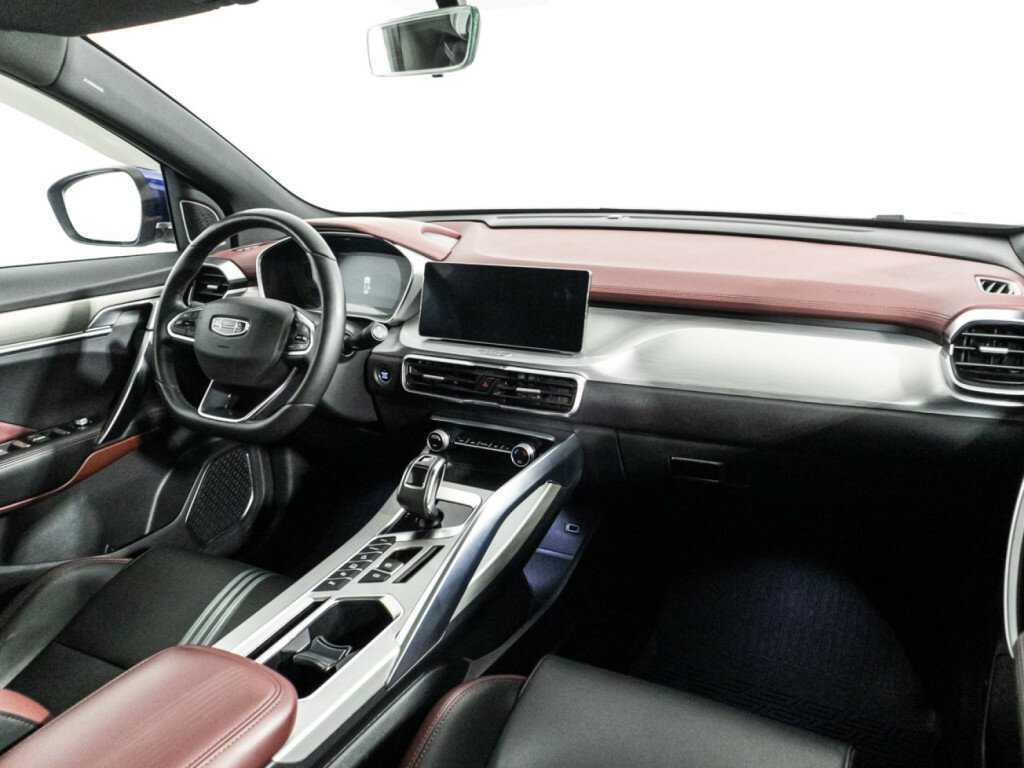 Geely Coolray с пробегом — 2022 год. Фото: #8