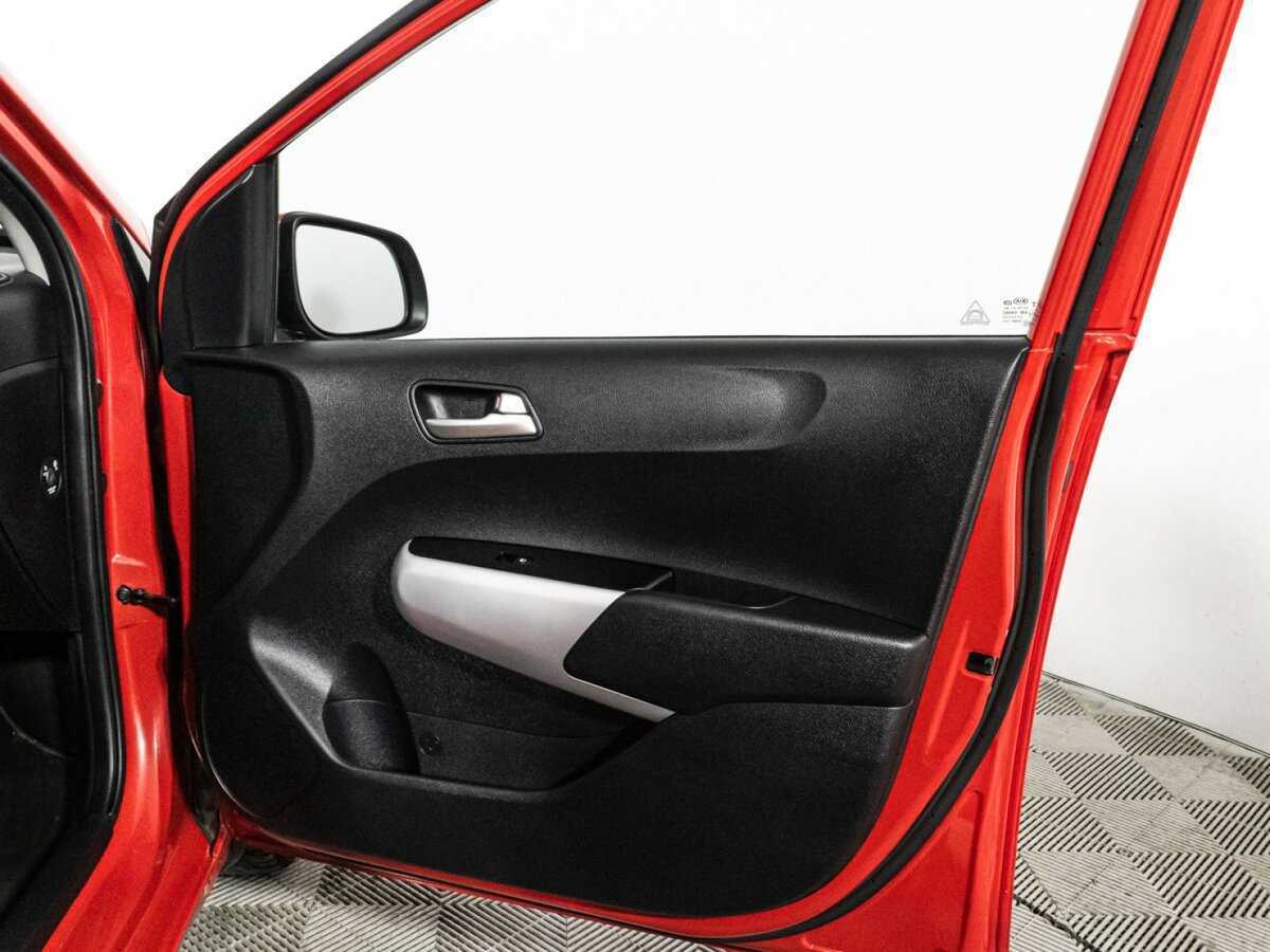 Kia Picanto с пробегом — 2020 год. Фото: #26