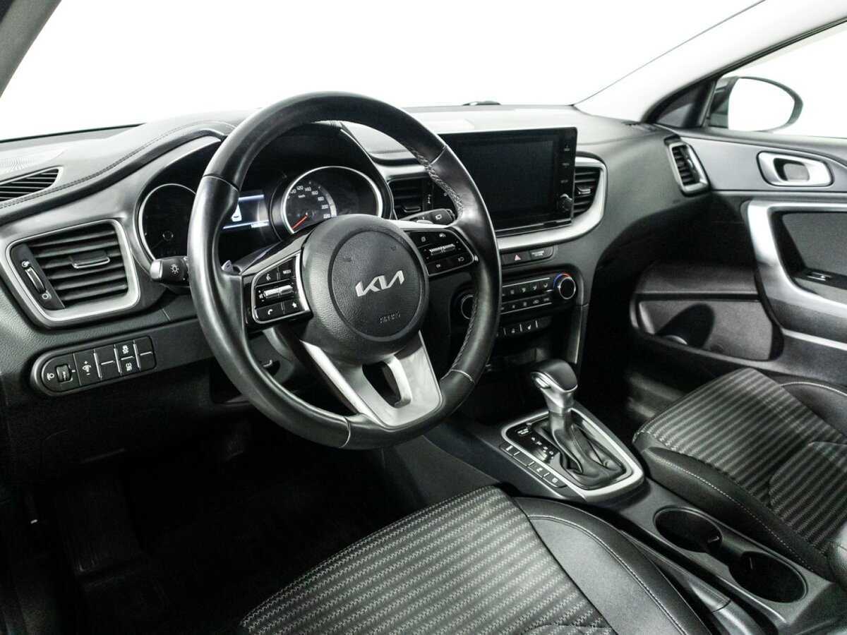 Kia Ceed с пробегом — 2021 год. Фото: #10