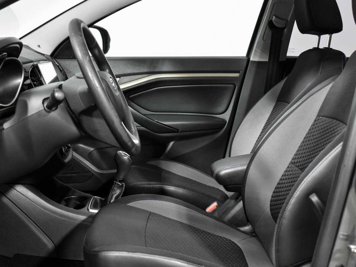 Lada (ВАЗ) Vesta с пробегом — 2019 год. Фото: #9