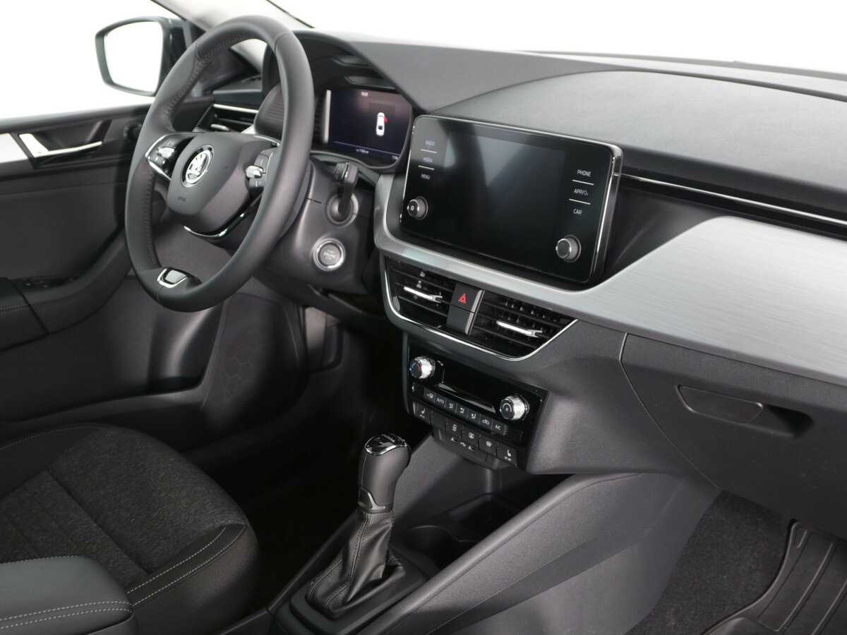Skoda Rapid с пробегом — 2021 год. Фото: #5