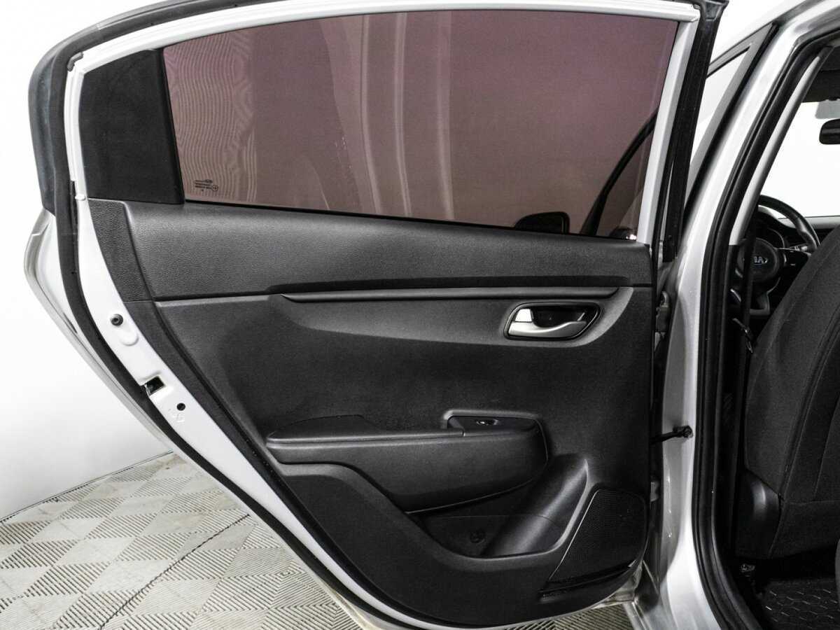 Kia Rio с пробегом — 2020 год. Фото: #22