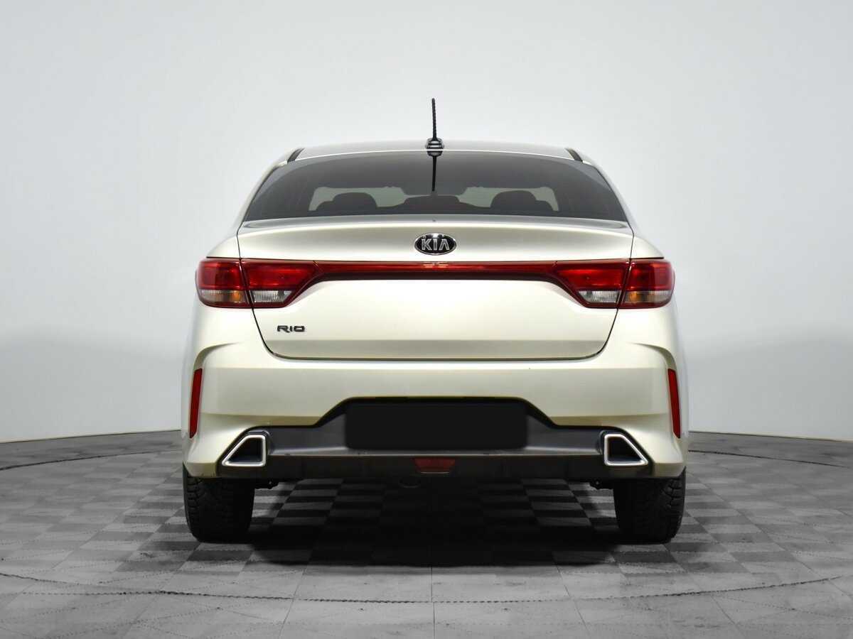 Kia Rio с пробегом — 2020 год. Фото: #5