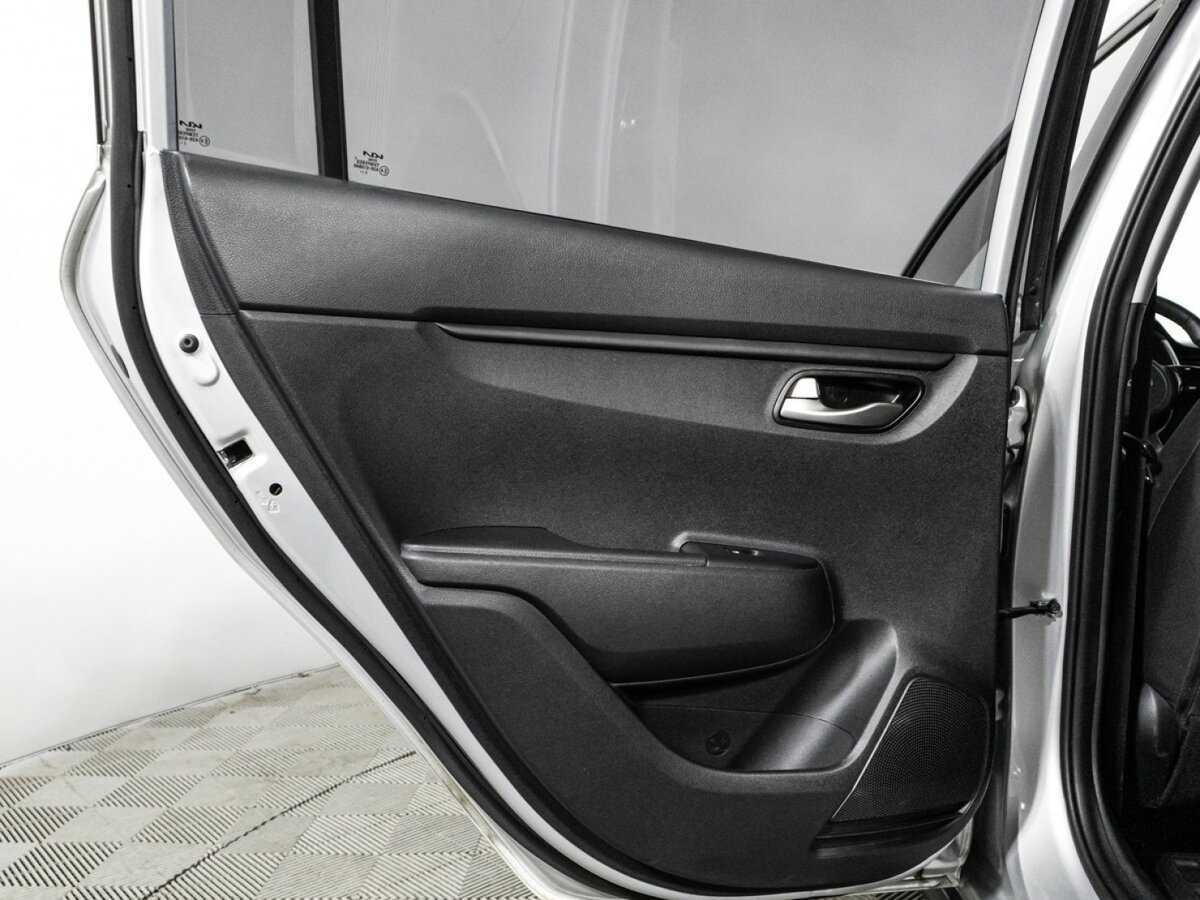 Kia Rio с пробегом — 2021 год. Фото: #24