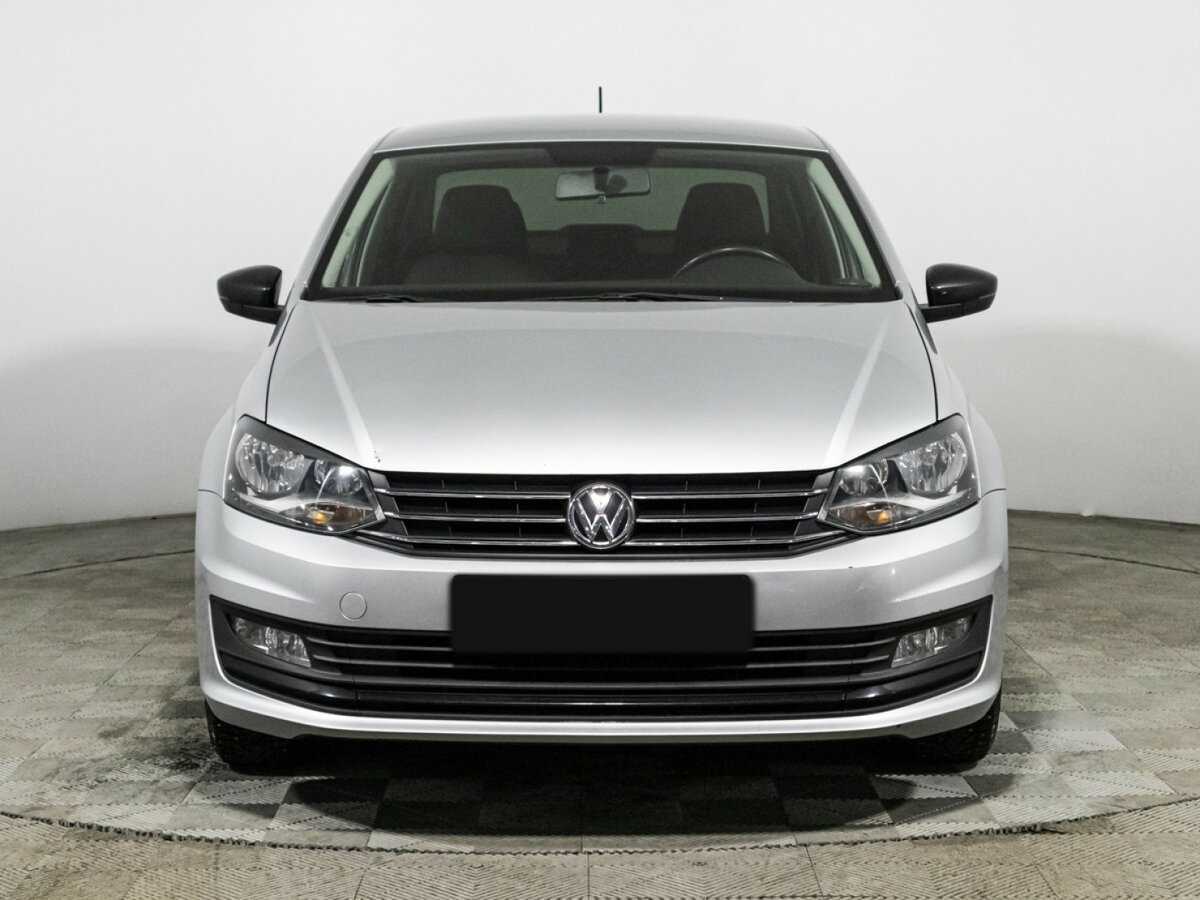 Volkswagen Polo с пробегом — 2018 год. Фото: #1