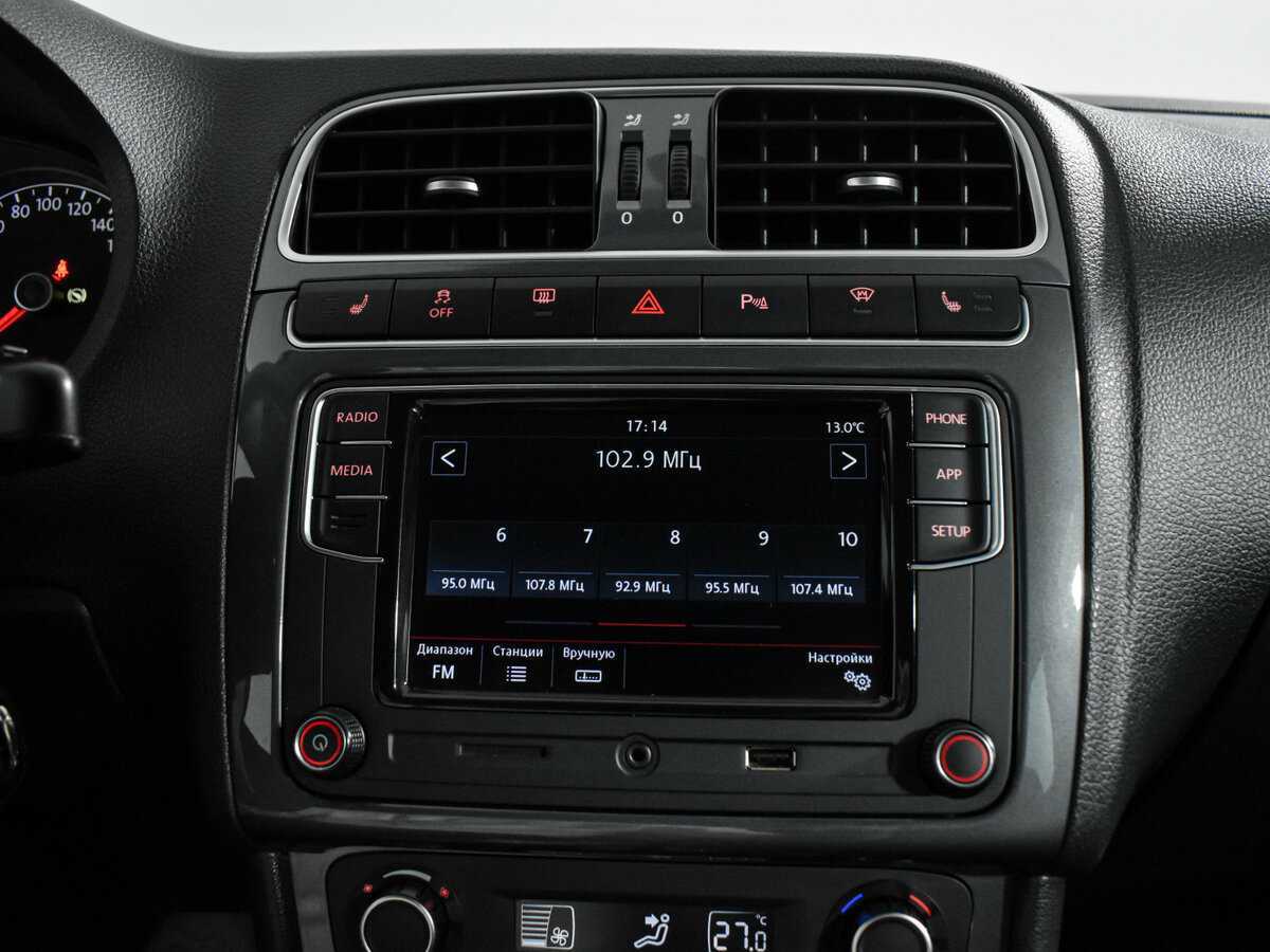 Volkswagen Polo с пробегом — 2019 год. Фото: #15